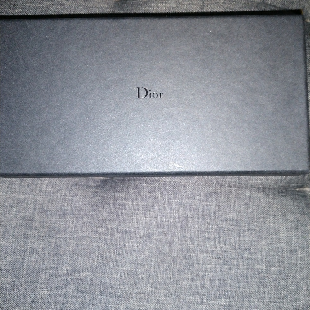 Brand New Dior Sunglasses - Picture 2 of 4